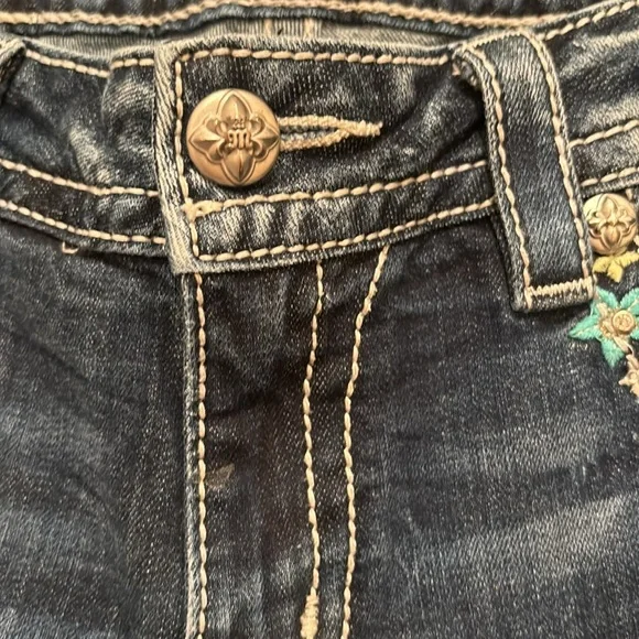 EUC excellent MissMe sz 30 jeans color:med 270 inseam 32 Style NO:JV83018V - Picture 5 of 13